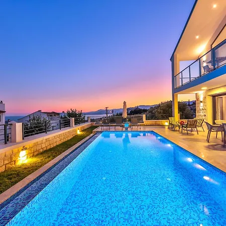 Upstate Luxurious Villa *