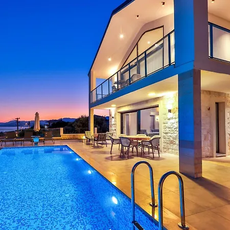 Upstate Luxurious Villa Demre