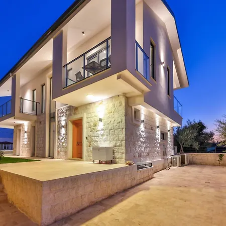 Upstate Luxurious Villa Demre