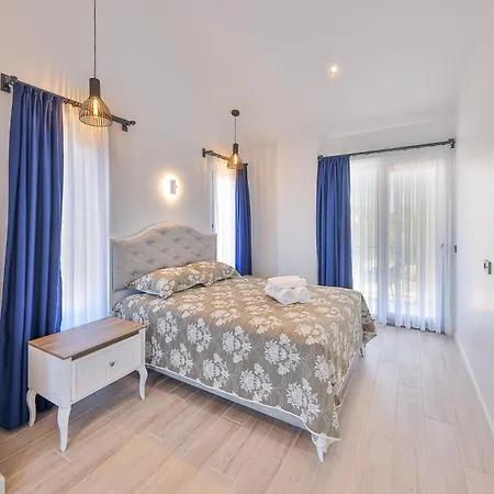 Upstate Luxurious * Demre